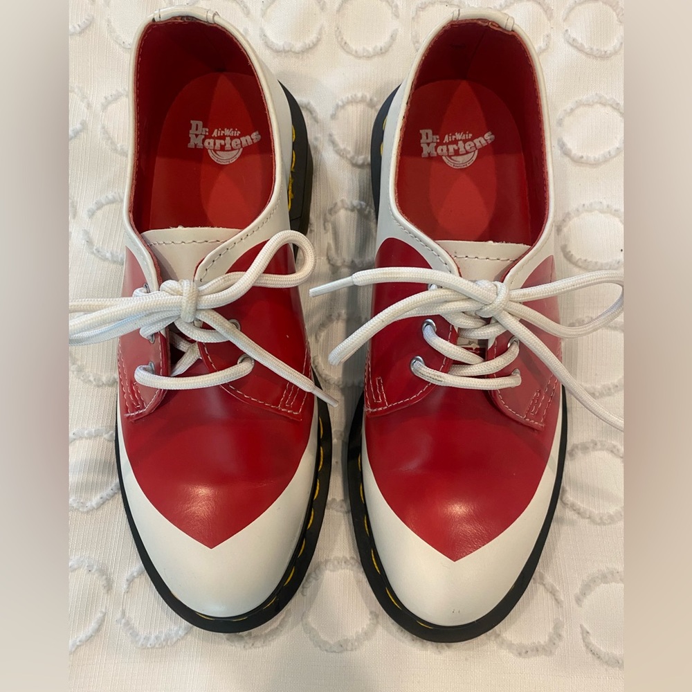 Valentines Heart Dr Martens size 6.